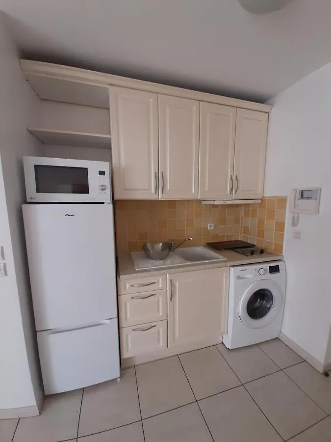 Le Chevrefeuille Apartment Saint-Raphael  France