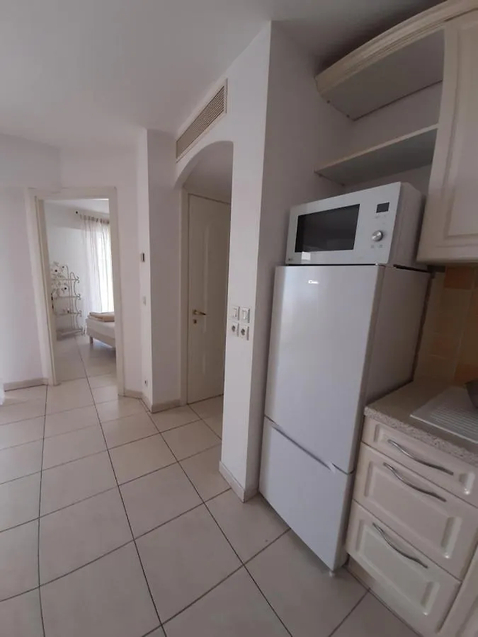 Le Chevrefeuille Apartment Saint-Raphael  France